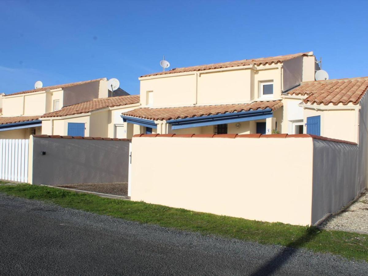 Charmante Maison Avec Piscine, 6 Couchages, Proche Plage - Saint-Denis-D'Oleron - Fr-1-246A-154 Екстер'єр фото